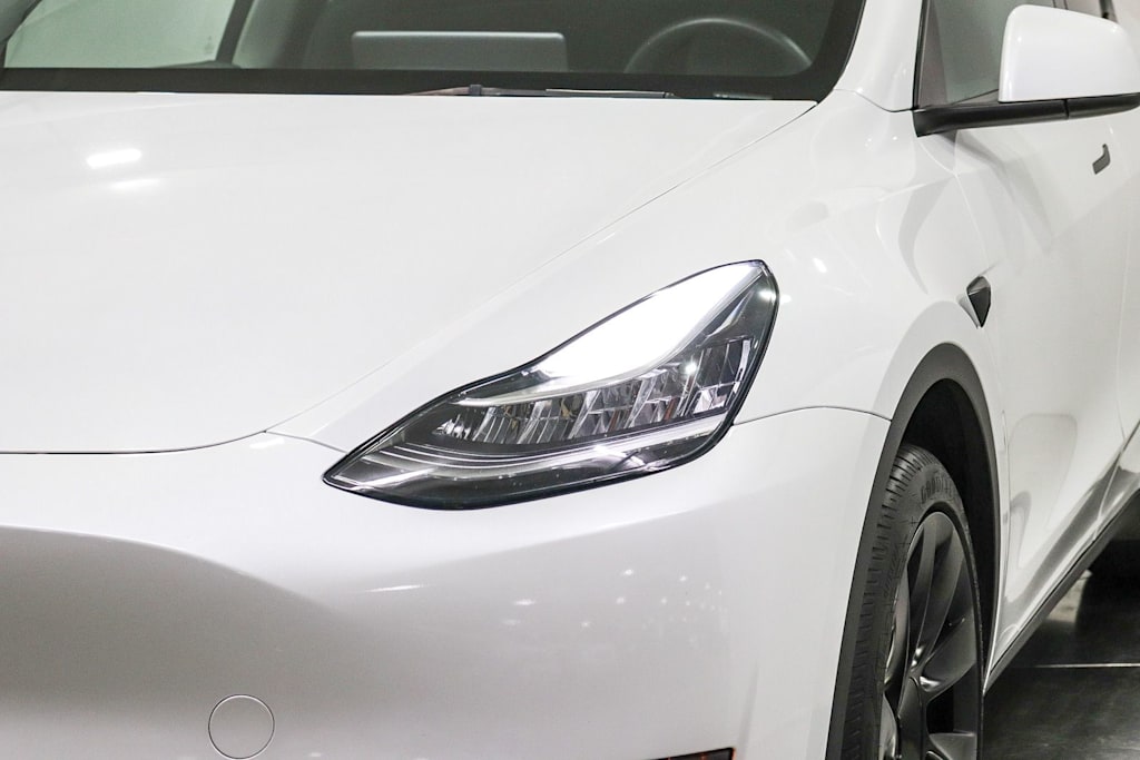 Thumbnail: 2023 Tesla Model Y - 6