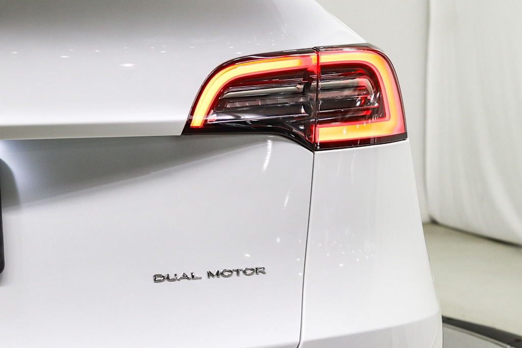 Thumbnail: 2023 Tesla Model Y - 21