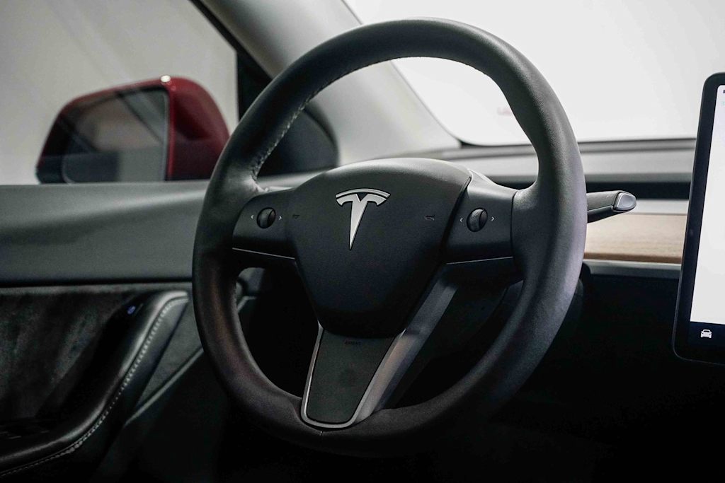 Thumbnail: 2022 Tesla Model Y - 8