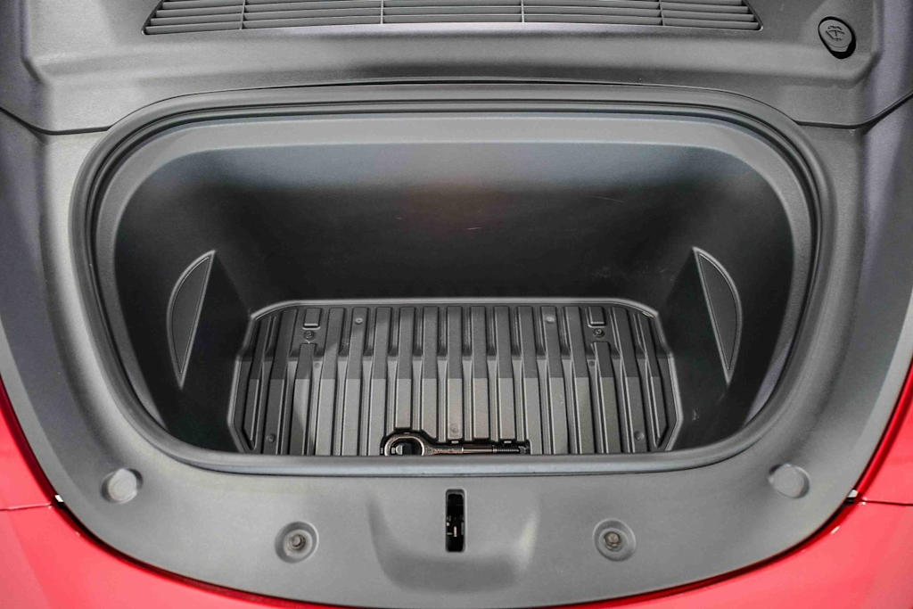 Thumbnail: 2022 Tesla Model Y - 27