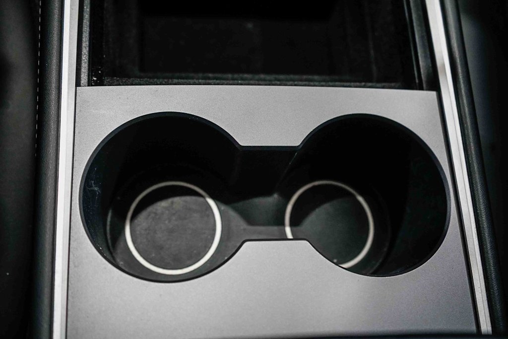 Thumbnail: 2022 Tesla Model Y - 23