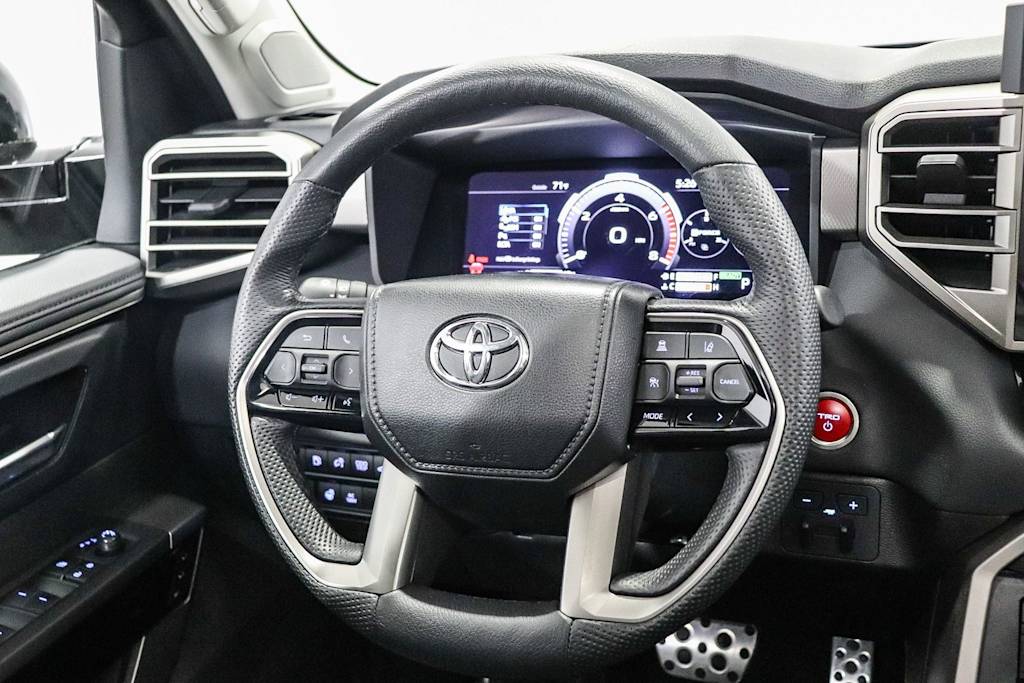 Thumbnail: 2024 Toyota Sequoia - 9