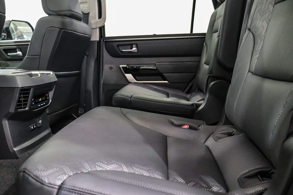 Thumbnail: 2024 Toyota Sequoia - 12