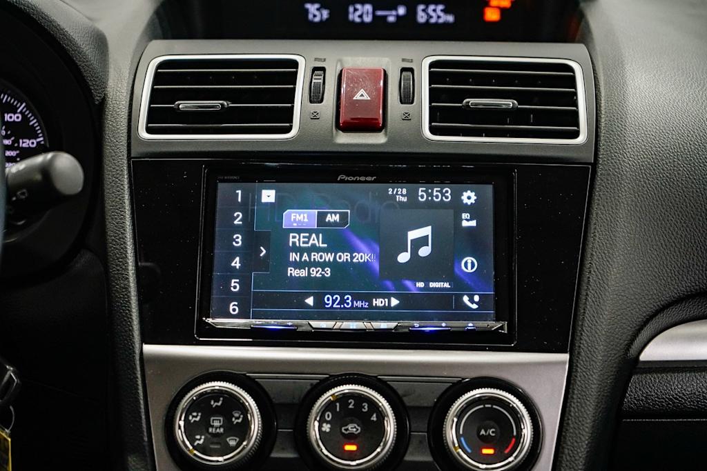 Thumbnail: 2016 Subaru Crosstrek - 11