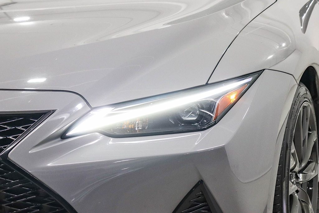 Thumbnail: 2024 Lexus ES - 21