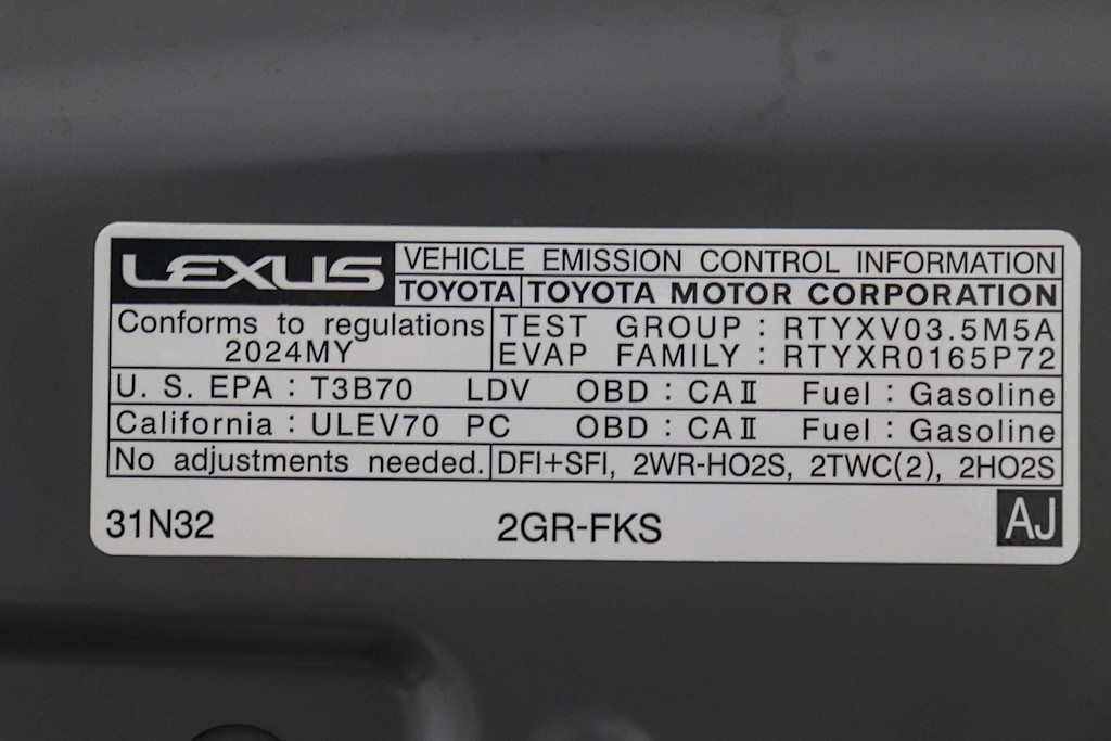 Thumbnail: 2024 Lexus ES - 17