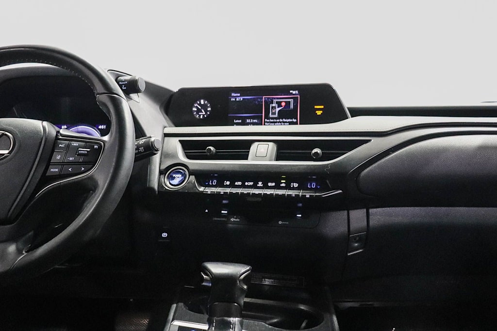Thumbnail: 2021 Lexus UX - 7