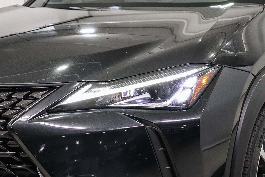 Thumbnail: 2021 Lexus UX - 19