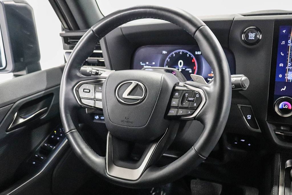 Thumbnail: 2024 Lexus ES - 9