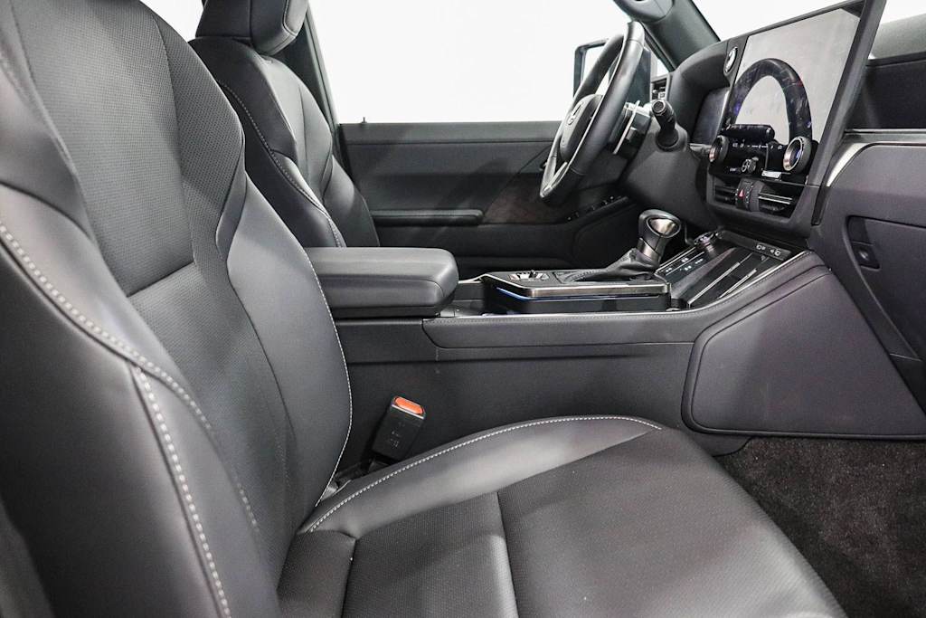Thumbnail: 2024 Lexus ES - 10