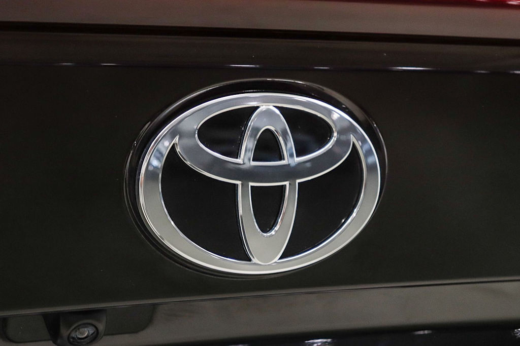 Thumbnail: 2024 Toyota bZ4X - 24