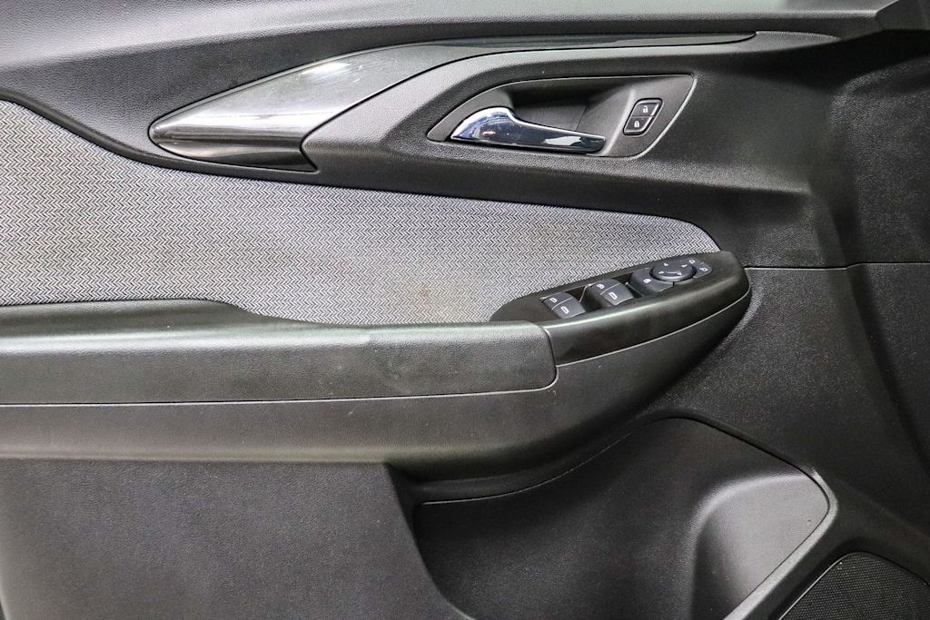 Thumbnail: 2022 Chevrolet TrailBlazer - 25