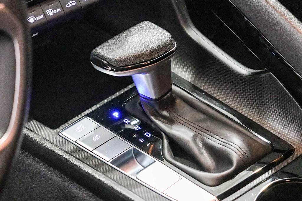Thumbnail: 2025 Hyundai Elantra - 13