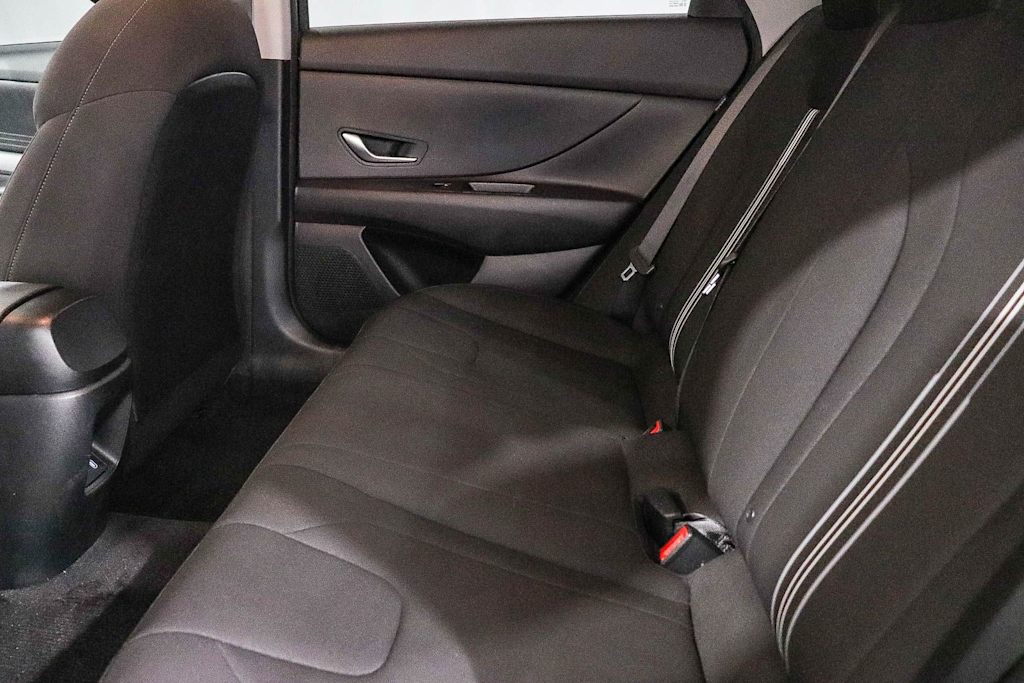 Thumbnail: 2025 Hyundai Elantra - 10