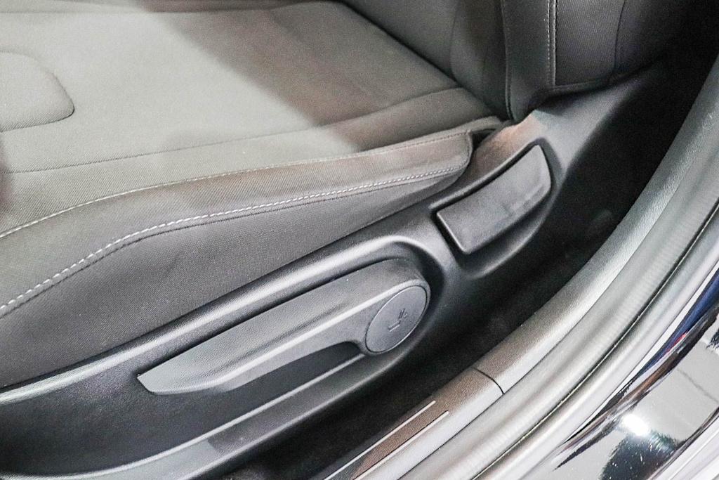 Thumbnail: 2025 Hyundai Elantra - 24