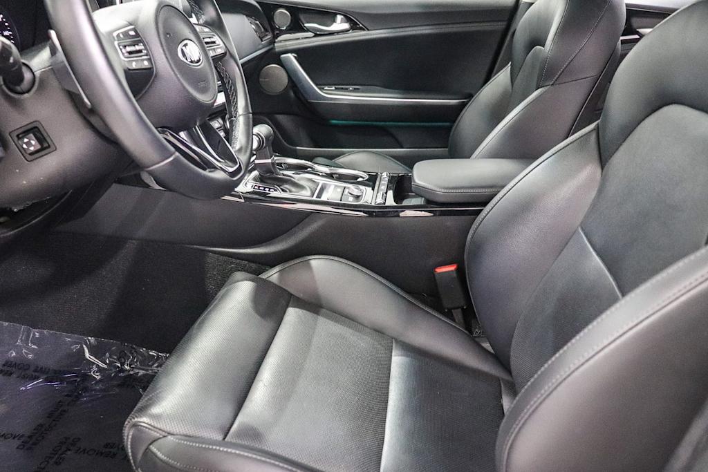 Thumbnail: 2019 Kia Stinger - 9