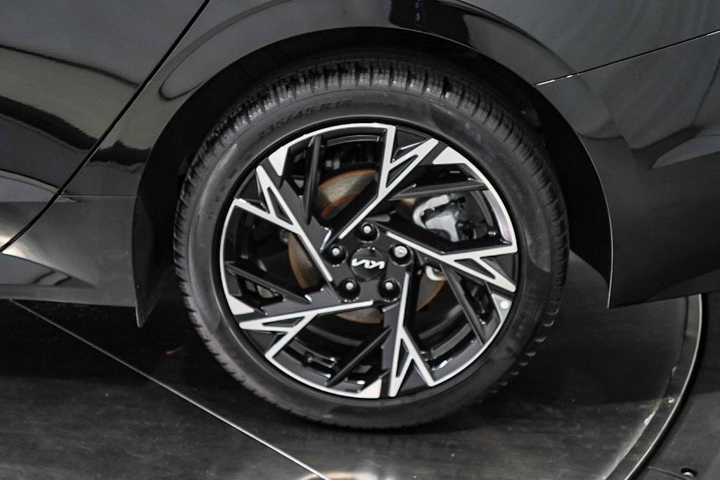 Thumbnail: 2025 Kia K5 - 6