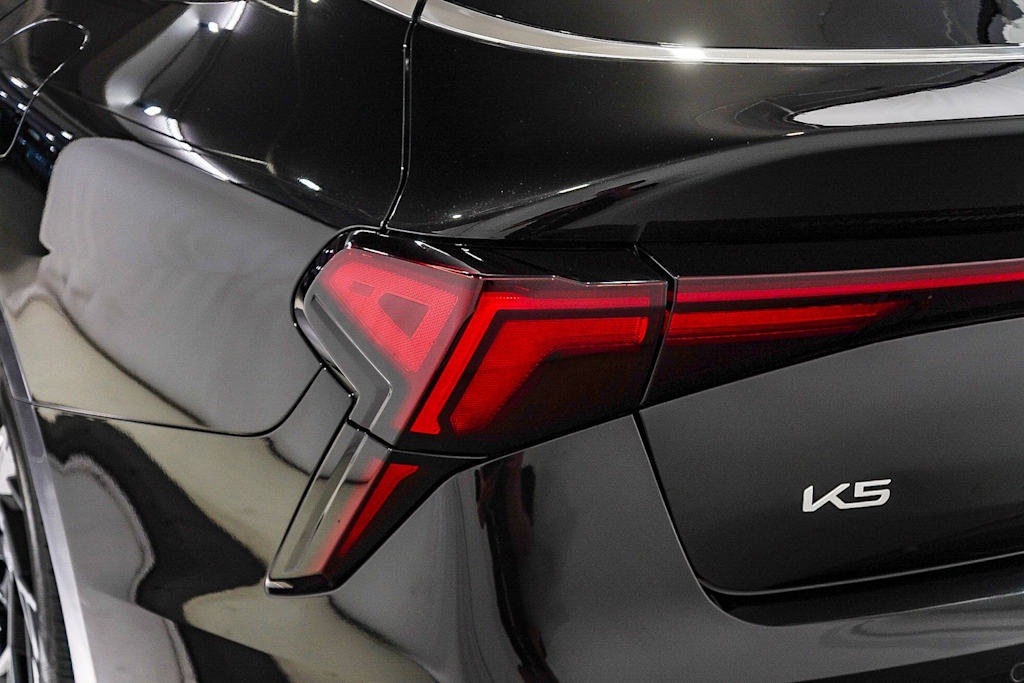 Thumbnail: 2025 Kia K5 - 20
