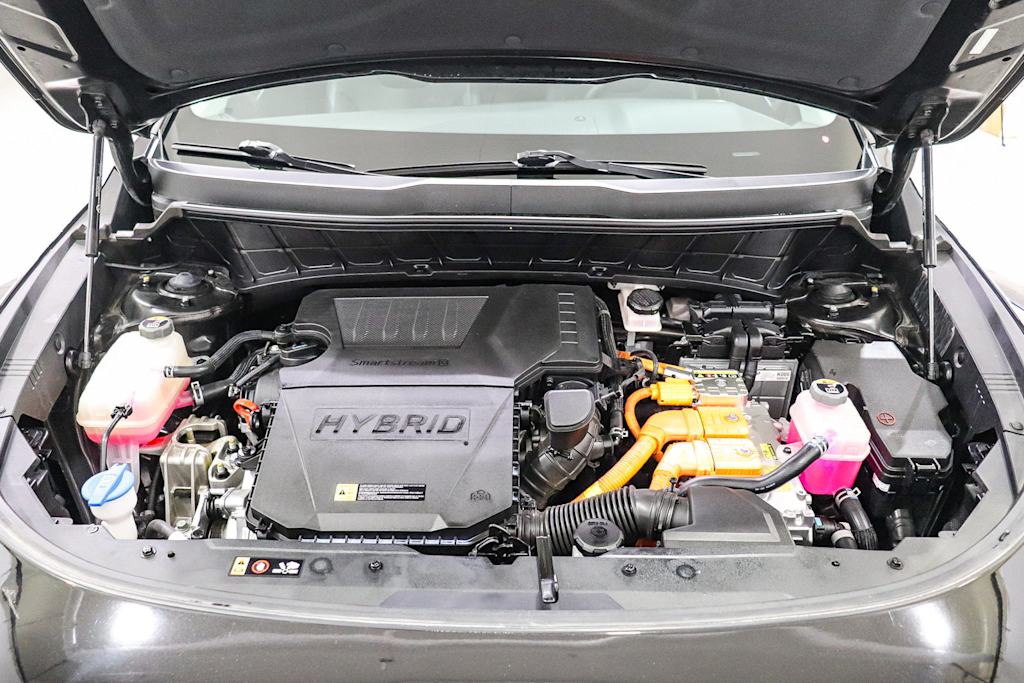 Thumbnail: 2023 Kia Niro - 8