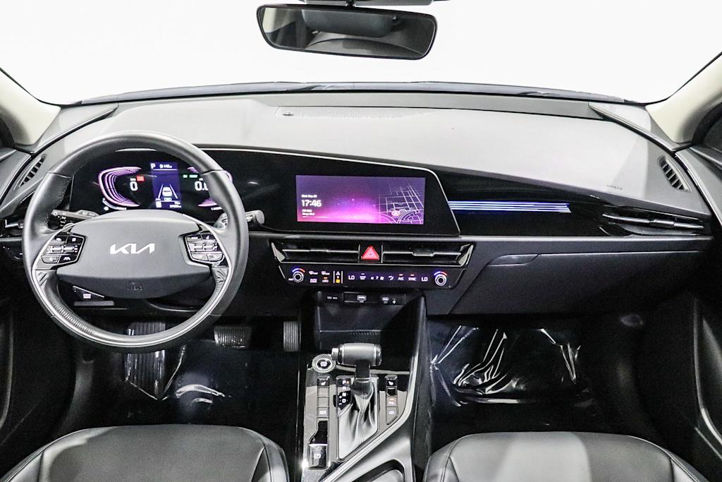 Thumbnail: 2023 Kia Niro - 2
