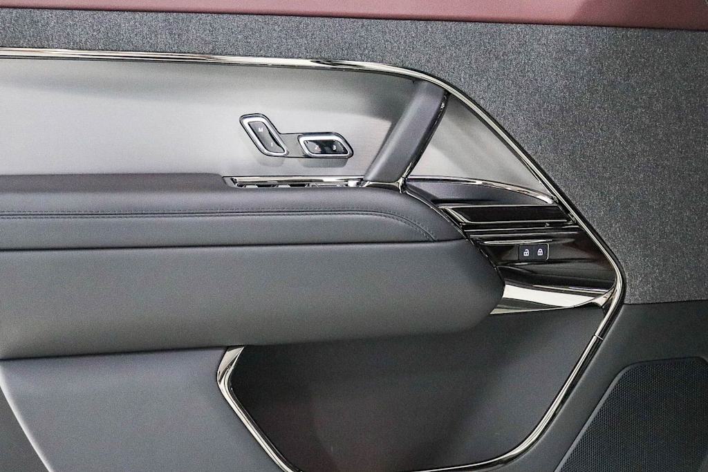 Thumbnail: 2025 Land Rover Range Rover Sport - 26
