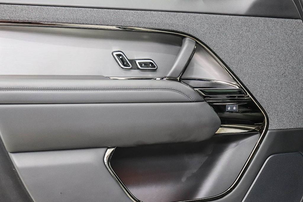 Thumbnail: 2024 Land Rover Range Rover Sport - 27