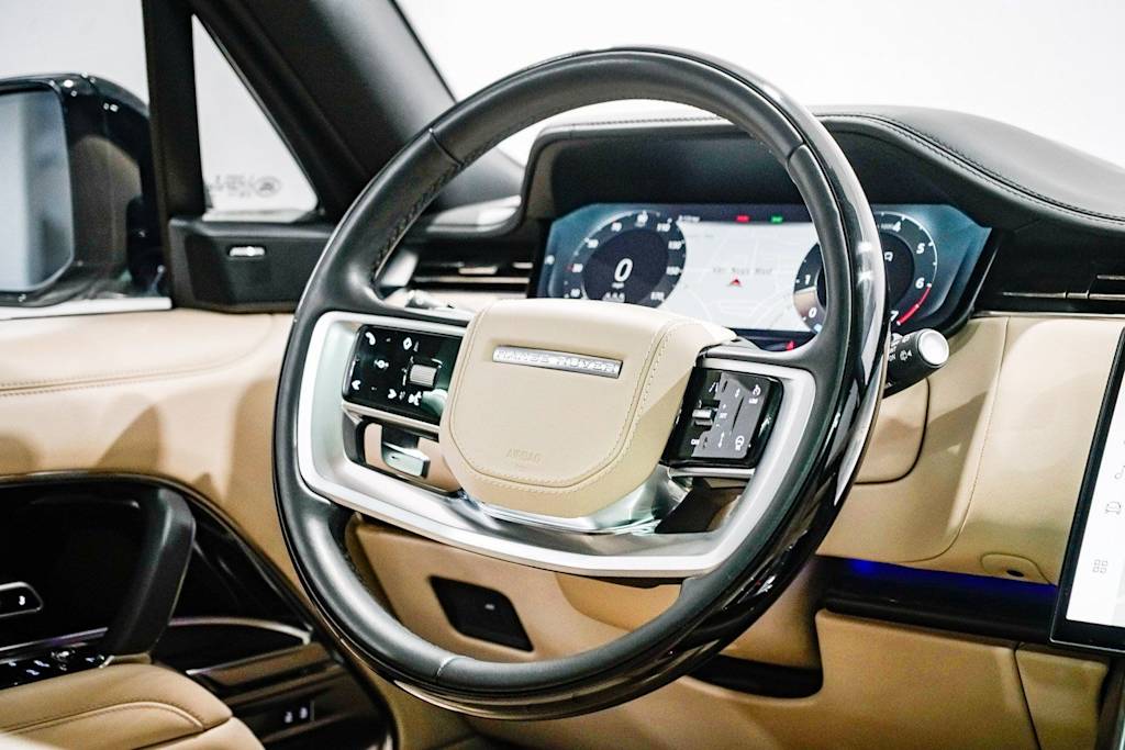 Thumbnail: 2023 Land Rover Range Rover - 12