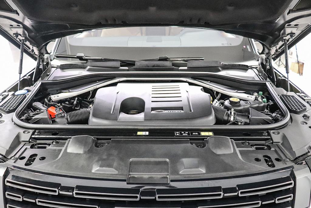 Thumbnail: 2023 Land Rover Range Rover - 6