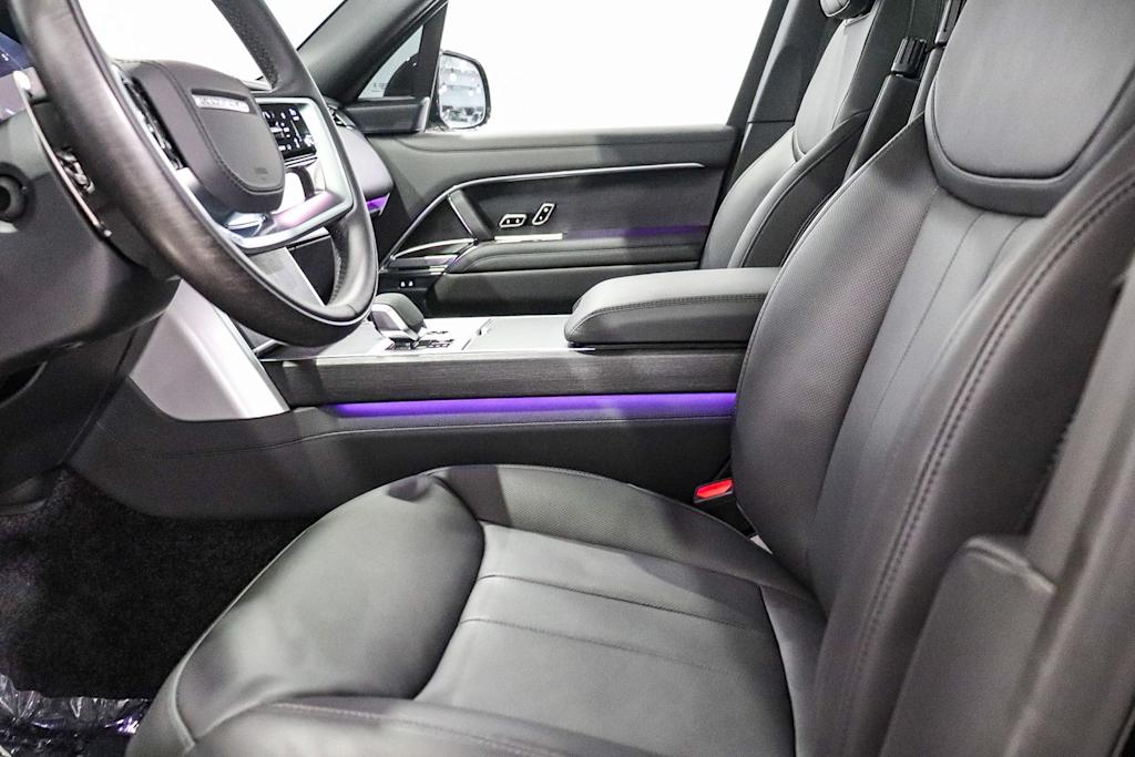 Thumbnail: 2025 Land Rover Range Rover - 9