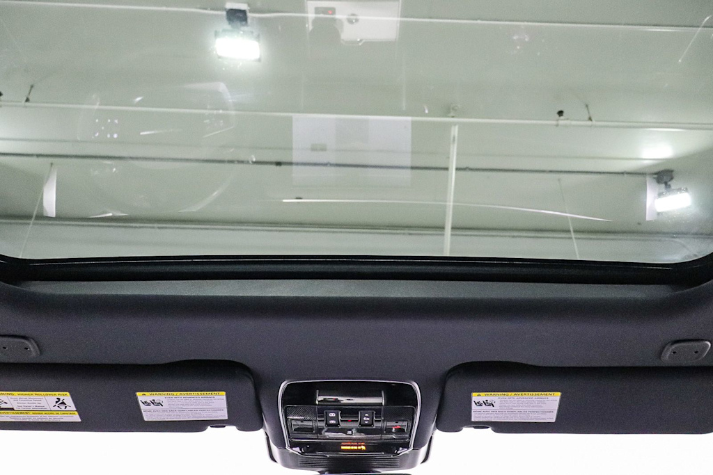 Thumbnail: 2025 Land Rover Range Rover - 23