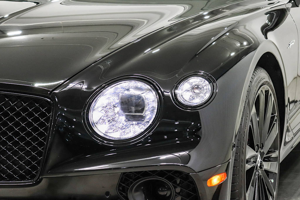 Thumbnail: 2022 Bentley Continental - 5