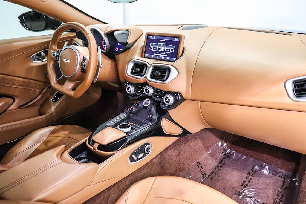 Thumbnail: 2020 Aston Martin Vantage - 2