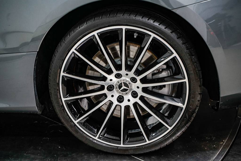 Thumbnail: 2023 Mercedes-Benz E-Class - 6