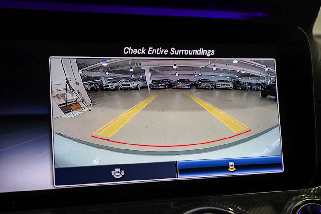 Thumbnail: 2020 Mercedes-Benz E-Class - 28