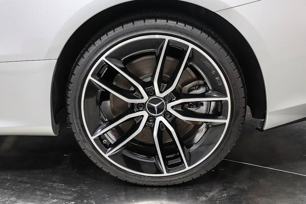 Thumbnail: 2020 Mercedes-Benz E-Class - 21