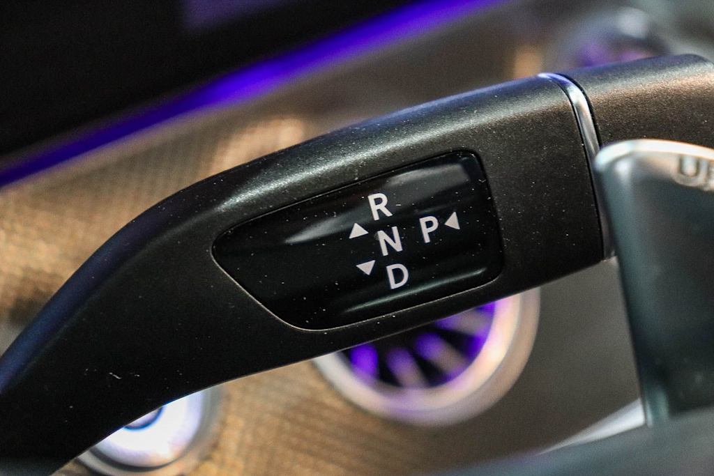 Thumbnail: 2020 Mercedes-Benz E-Class - 25