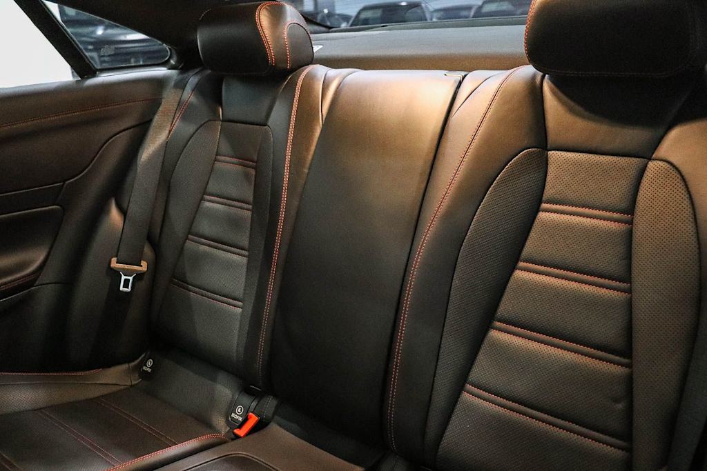 Thumbnail: 2020 Mercedes-Benz E-Class - 10