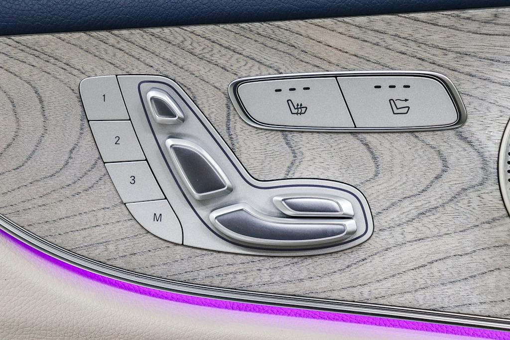 Thumbnail: 2023 Mercedes-Benz E-Class - 32