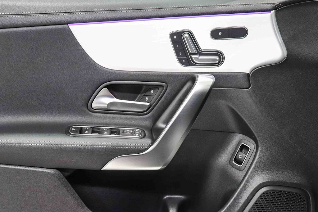 Thumbnail: 2023 Mercedes-Benz CLA - 28