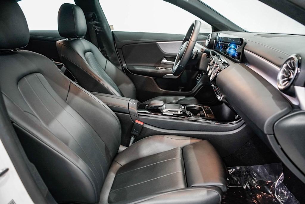 Thumbnail: 2022 Mercedes-Benz CLA - 9