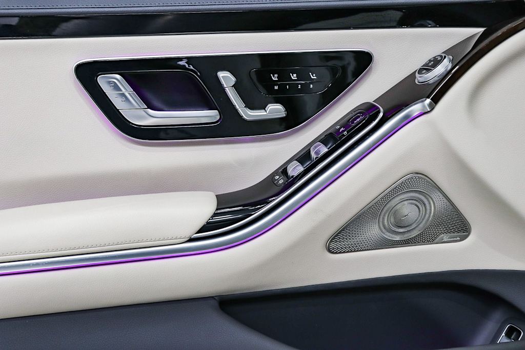 Thumbnail: 2022 Mercedes-Benz S-Class - 26