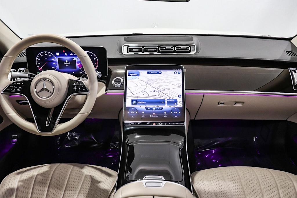 Thumbnail: 2022 Mercedes-Benz S-Class - 2