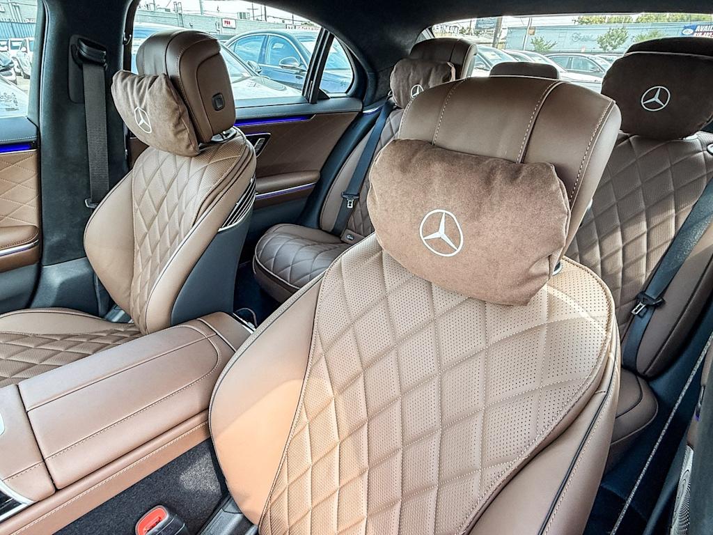 Thumbnail: 2025 Mercedes-Benz S-Class - 24