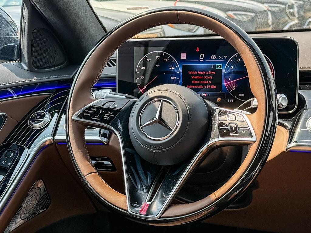 Thumbnail: 2025 Mercedes-Benz S-Class - 13