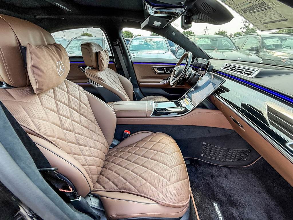 Thumbnail: 2025 Mercedes-Benz S-Class - 10