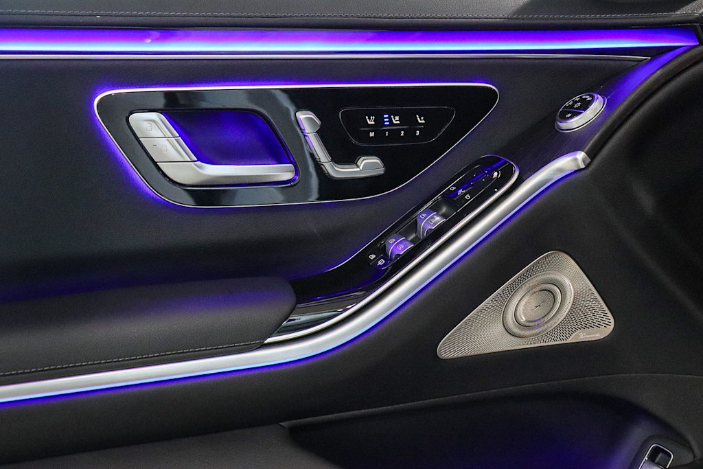 Thumbnail: 2023 Mercedes-Benz S-Class - 25