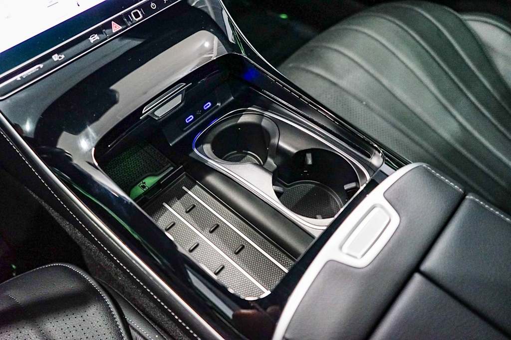 Thumbnail: 2023 Mercedes-Benz S-Class - 25