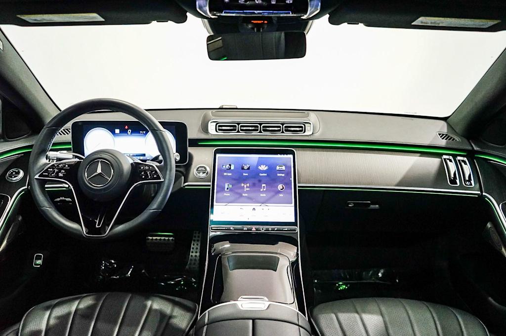 Thumbnail: 2023 Mercedes-Benz S-Class - 2