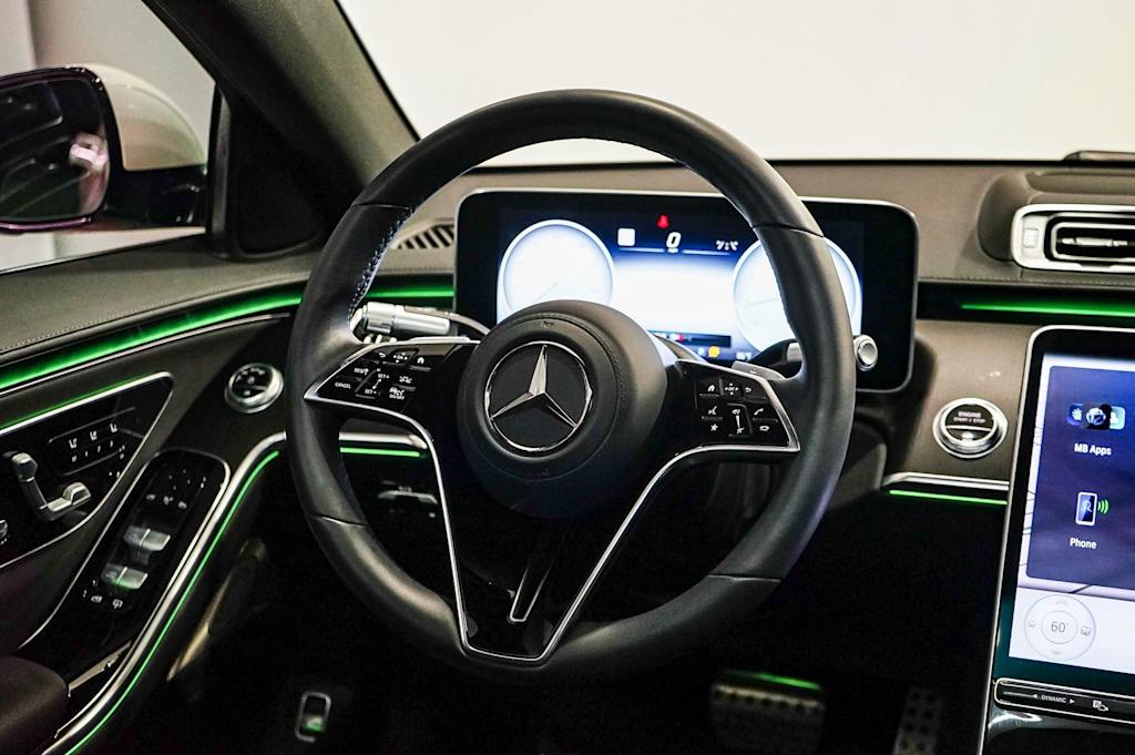 Thumbnail: 2023 Mercedes-Benz S-Class - 13