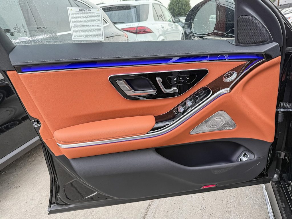Thumbnail: 2025 Mercedes-Benz S-Class - 26
